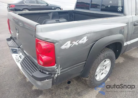 2005 Dodge Dakota Slt из США, поврежденный, VIN 1D7HW48K45S315447